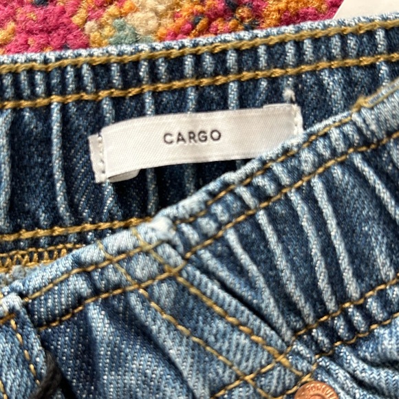🔥NWT Forever 21 | Women’s medium blue denim Cargo jeans, multiple pockets, sz 28 - Picture 9 of 15